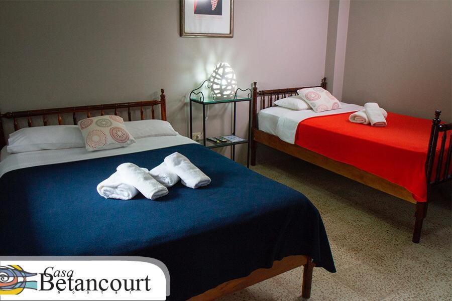 Casa Betancourt Salinas Hotel Buitenkant foto